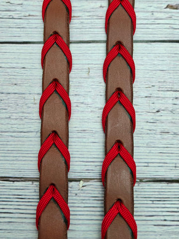 8-1/2 Foot Adjustable Leather Reins w/Red