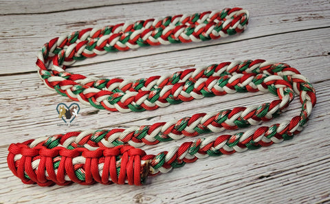 Christmas-Themed Neck Rope